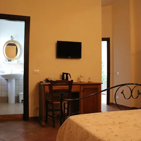 Le Foglie D'argento Nocleg ze śniadaniem 4*