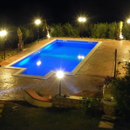 Le Foglie D'argento 4*